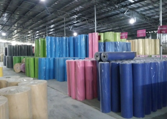주문 10-200GSM 스푼봉드 직물 online manufacture